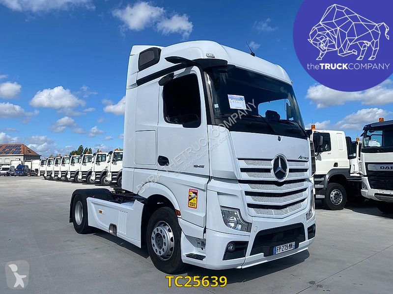 Traktor Mercedes 1845