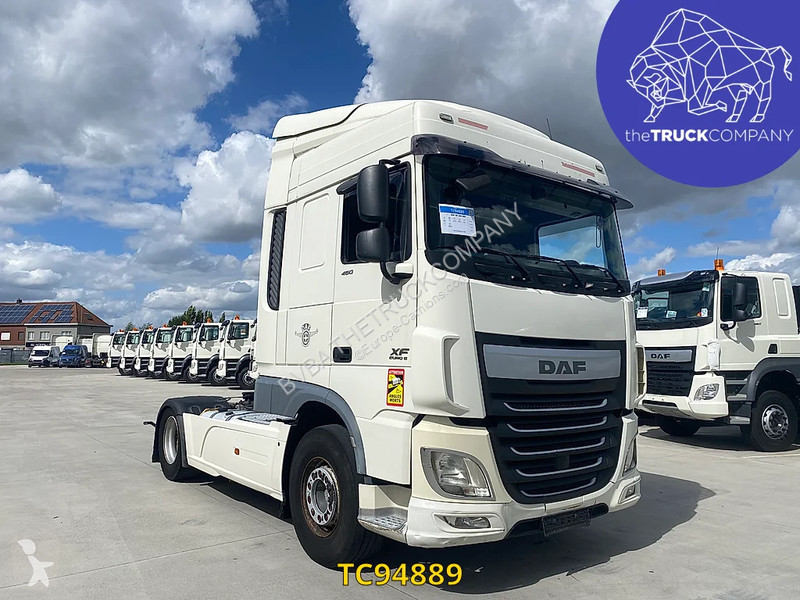 Traktor DAF 460