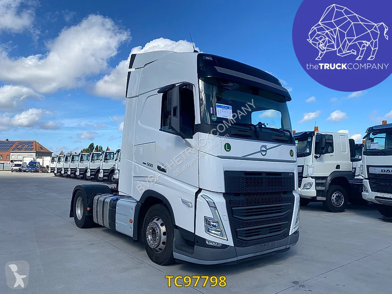 Traktor Volvo 500