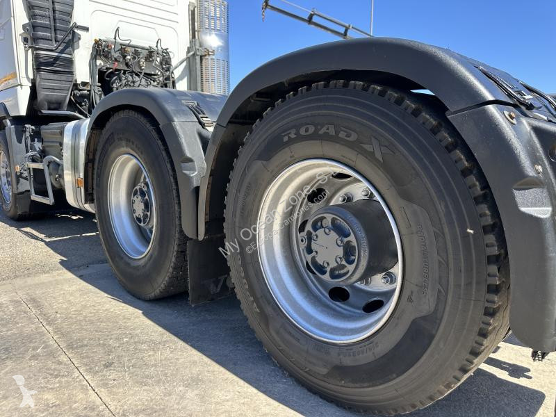 Tracteur Volvo 550