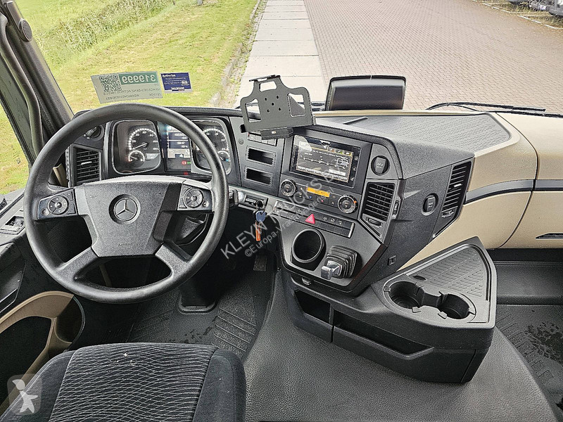 Tahač Mercedes ACTROS 1843 LS