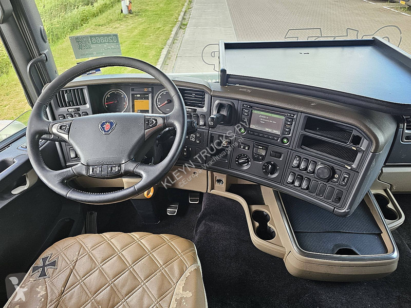 Tractor Scania 520 V8 SHOW TUCK