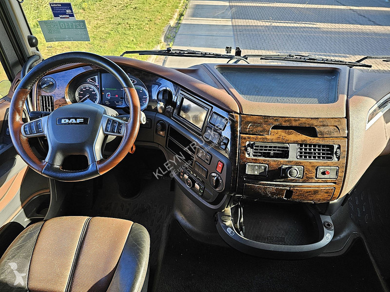 Traktor DAF 480 SSC LEATHER LED