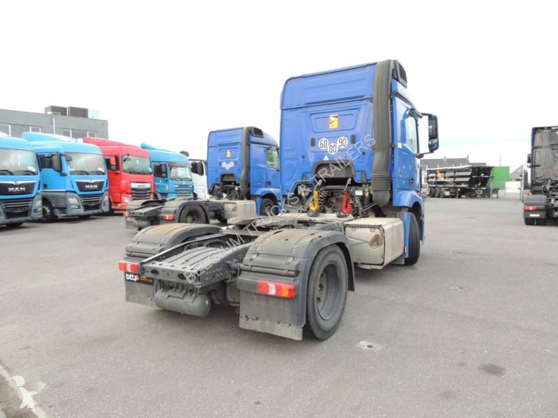 Traktor Mercedes