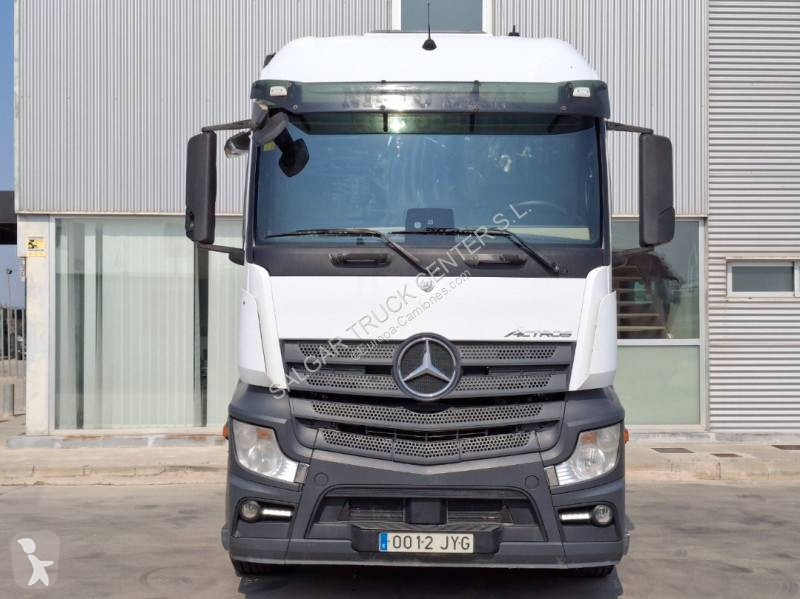 Traktor Mercedes