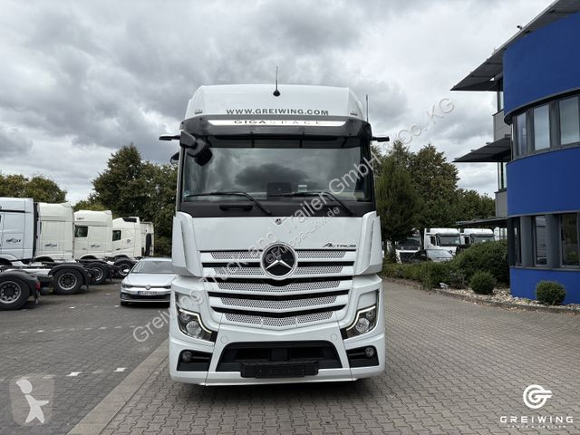 Tahač Mercedes 1848  4x2 Gigaspace