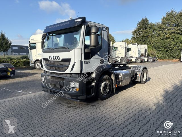 جرار Iveco AD 440 S 33 T/P