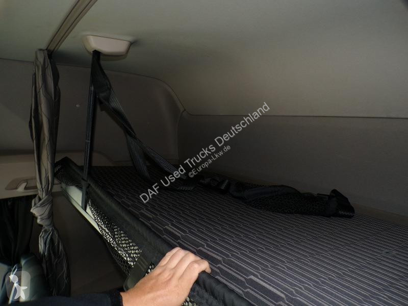 جرار DAF XG  FT 4X2