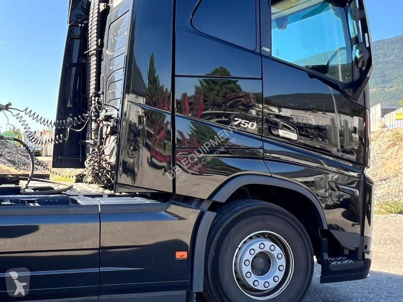 Trattore Stradale Volvo 750cv 4x2 Cabine Glob...