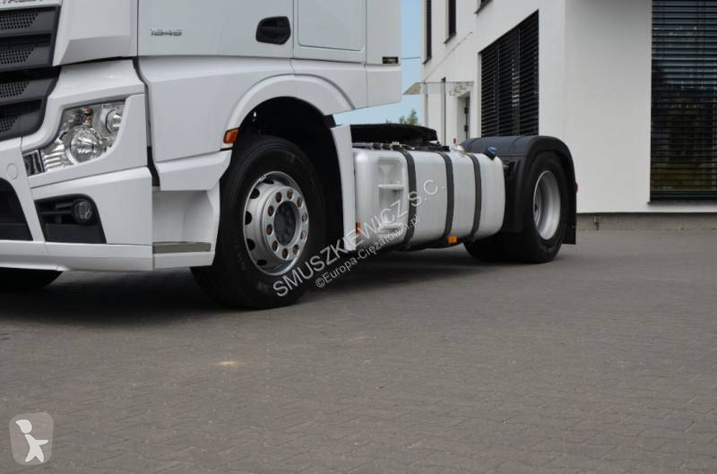 جرار Mercedes