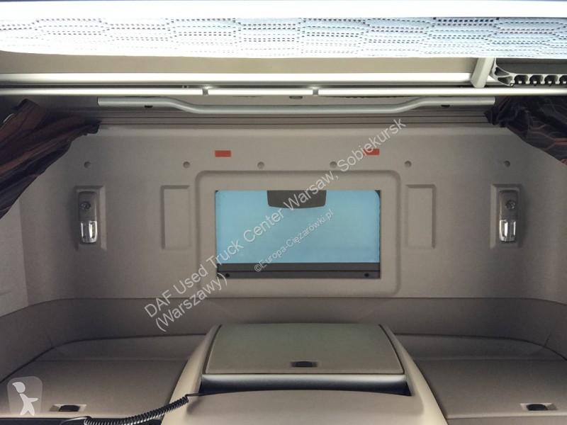 Tahač DAF XF  FT 4X2