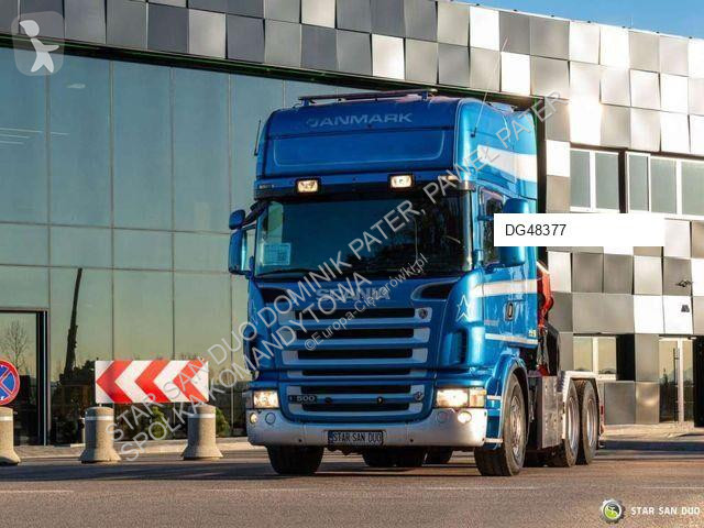 Влекач Scania PK 44002
