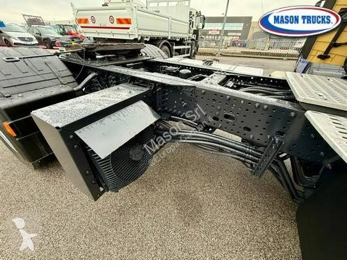 Traktor Iveco