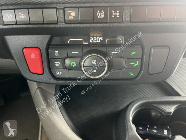 Tahač DAF XFn  FT 4X2