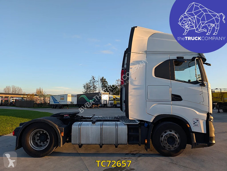 جرار Iveco S-Way 480