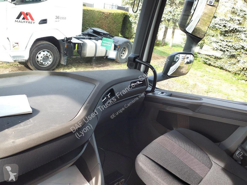 Nyergesvontató DAF n 480 FT 4X2