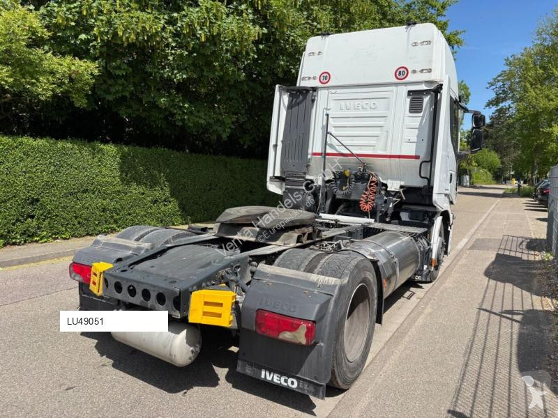 Iveco 460 tractor unit