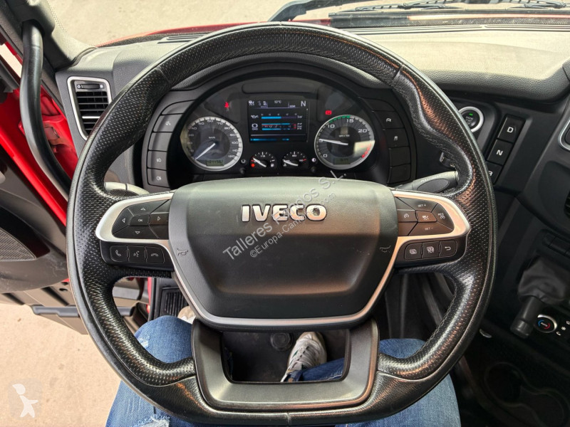 جرار Iveco  480 AUTOMATICO CON INTARDER