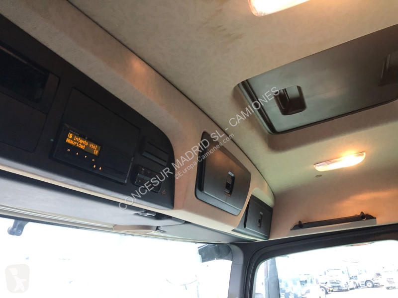 جرار Mercedes  1845 LS TECHO BAJO