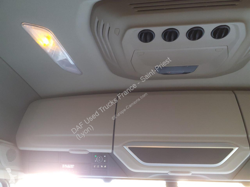 جرار DAF 530 FT 4X2