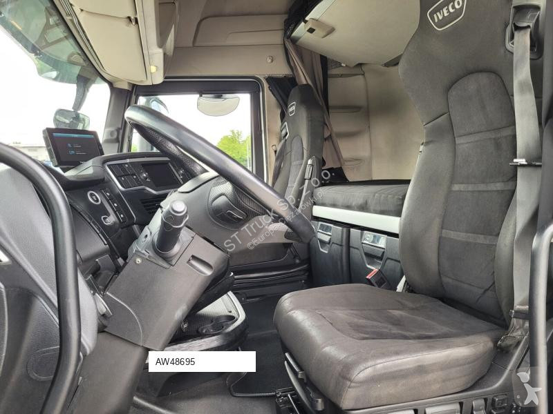 جرار Iveco 460 LNG/20STUCK/RETARDER/GAS IN DER...