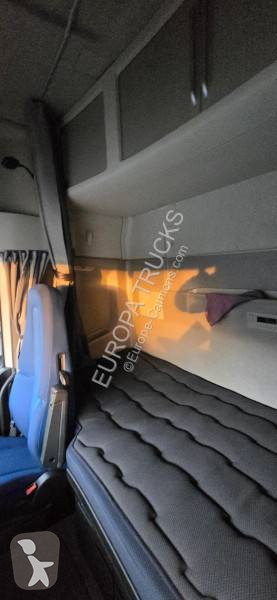 جرار Volvo