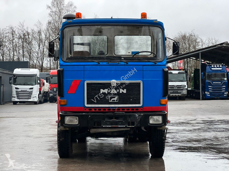جرار MAN 33.361 T 6x4 Hydraulik Oldtimer