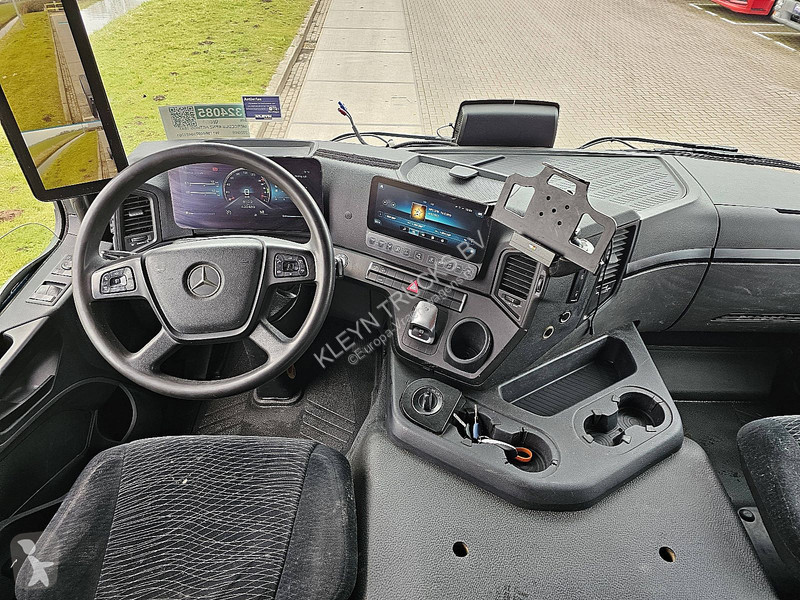 جرار Mercedes AROCS 1843 4X4 ALLRAD PTO MP5