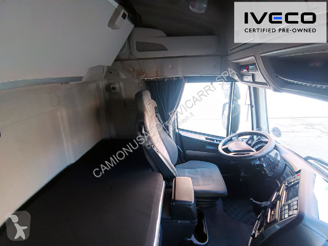 جرار Iveco S-Way AS440ST/P