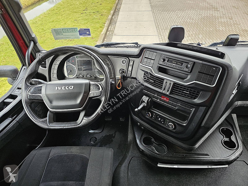 جرار Iveco AS440S48