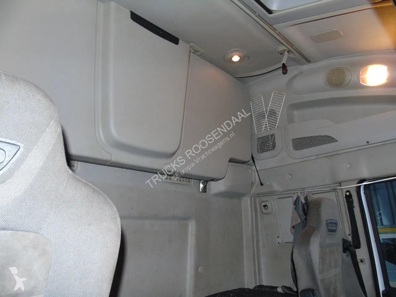 Iveco 420 + EURO 6 + SPOILER tractor unit