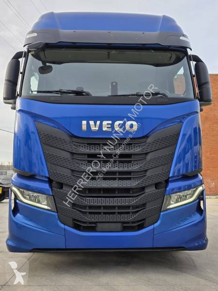 جرار Iveco