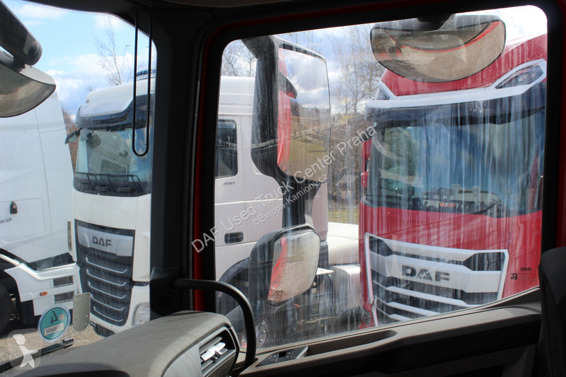 Tahač DAF XG  FT 4X2