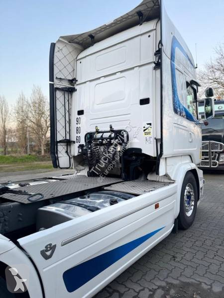 جرار Scania