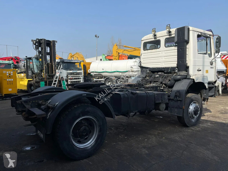 جرار MAN 4x4 Heavy Duty Tractor Full Steel...
