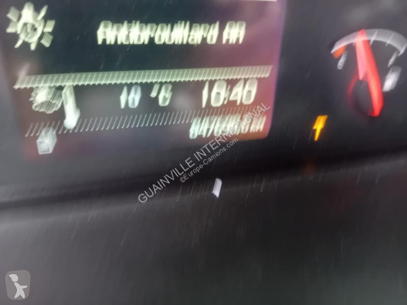 جرار Volvo