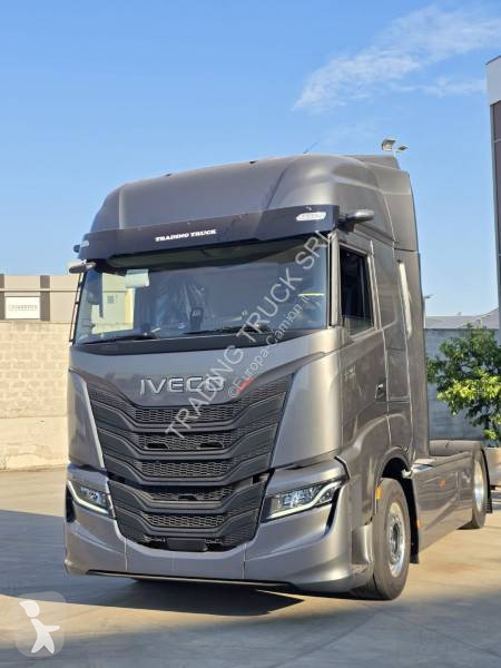 جرار Iveco