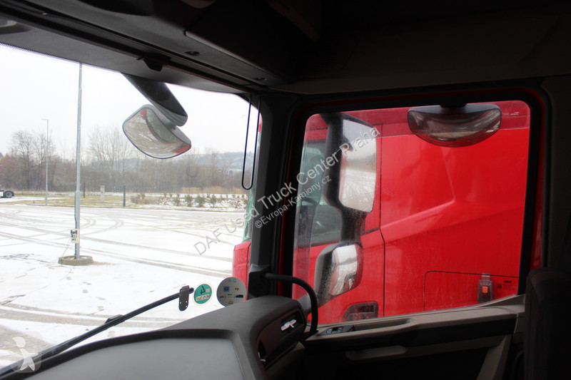 Tahač DAF XG  FT 4X2