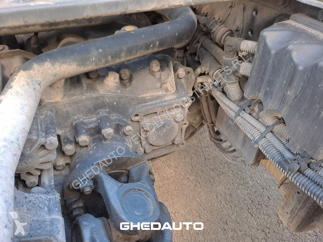 Tahač Iveco TRATTORE STRADALE IVECO STRALIS 460
