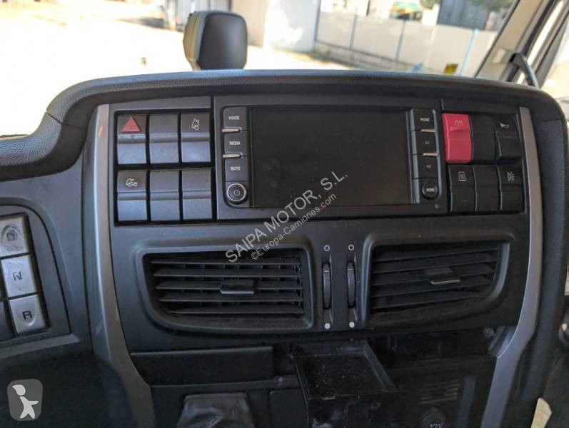 Iveco  tractor unit