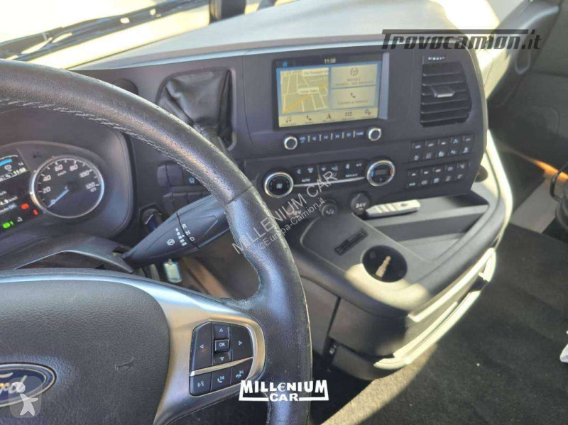 جرار Ford FORD FMAX 500 AUTOM RETARDER PRESA DI...
