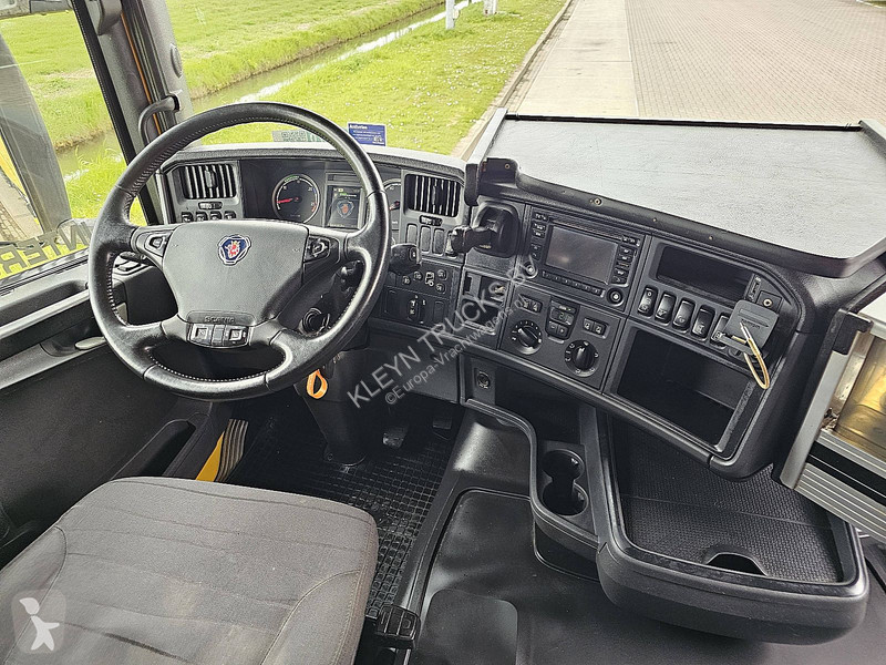 جرار Scania 410