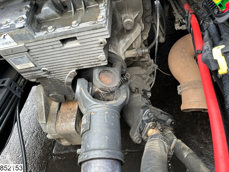 جرار Volvo 650 6x4, EURO 6, Retarder,...