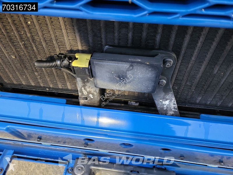 جرار Volvo 500 8X2 Steered Tag axle!...