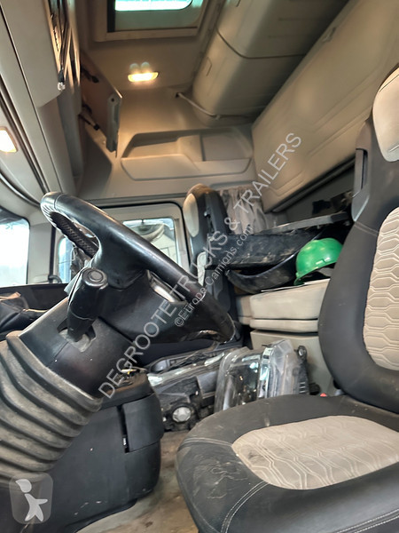 جرار Ford 500