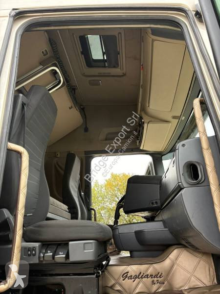 جرار Scania