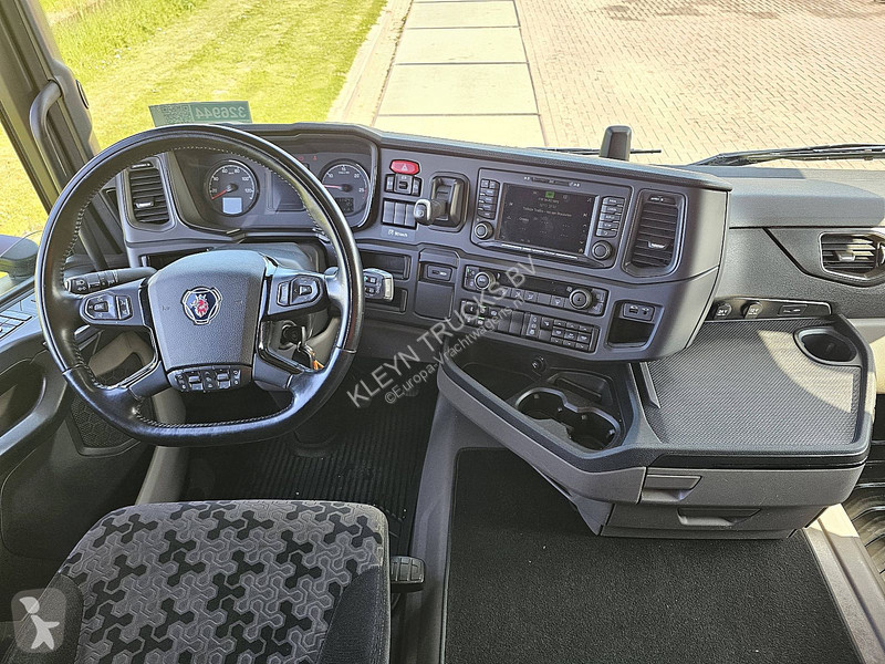 جرار Scania R460 RET. NIHT A/C SUPER