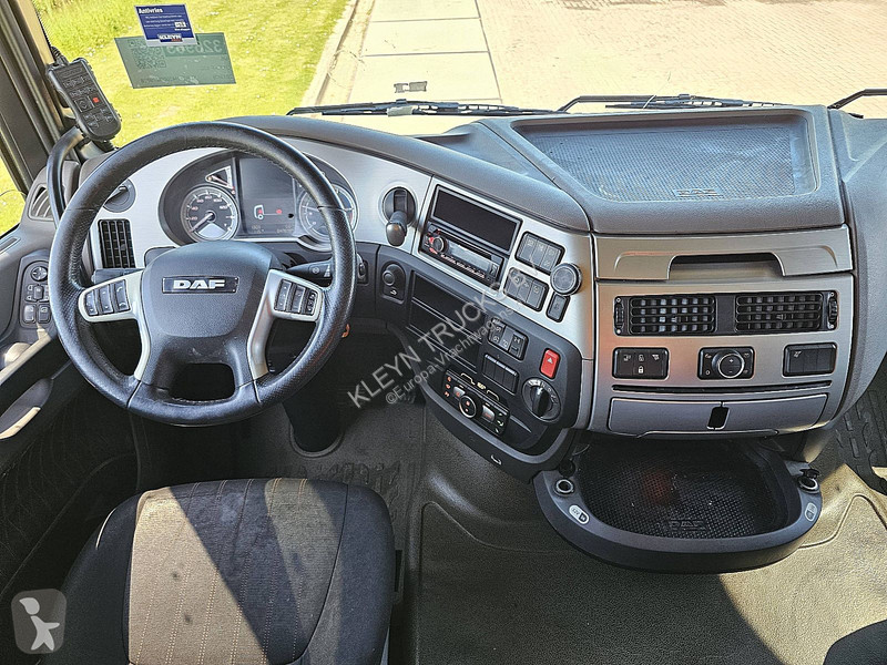 جرار DAF 530