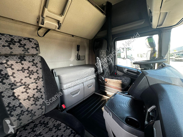 جرار Scania R 450 A4x2LA