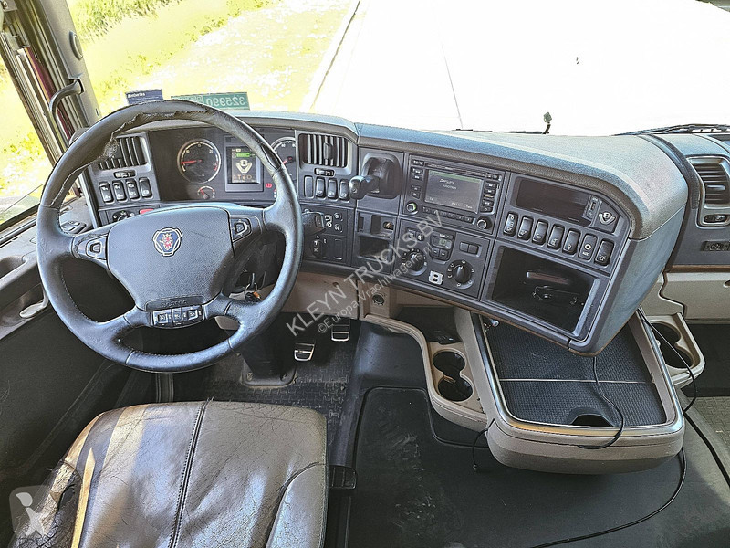 جرار Scania 520